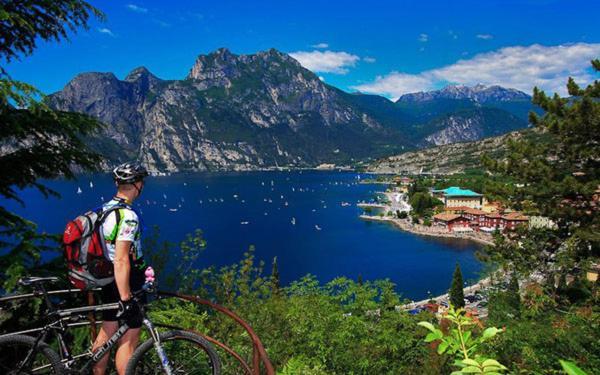 House Campi Leilighet Riva del Garda Eksteriør bilde
